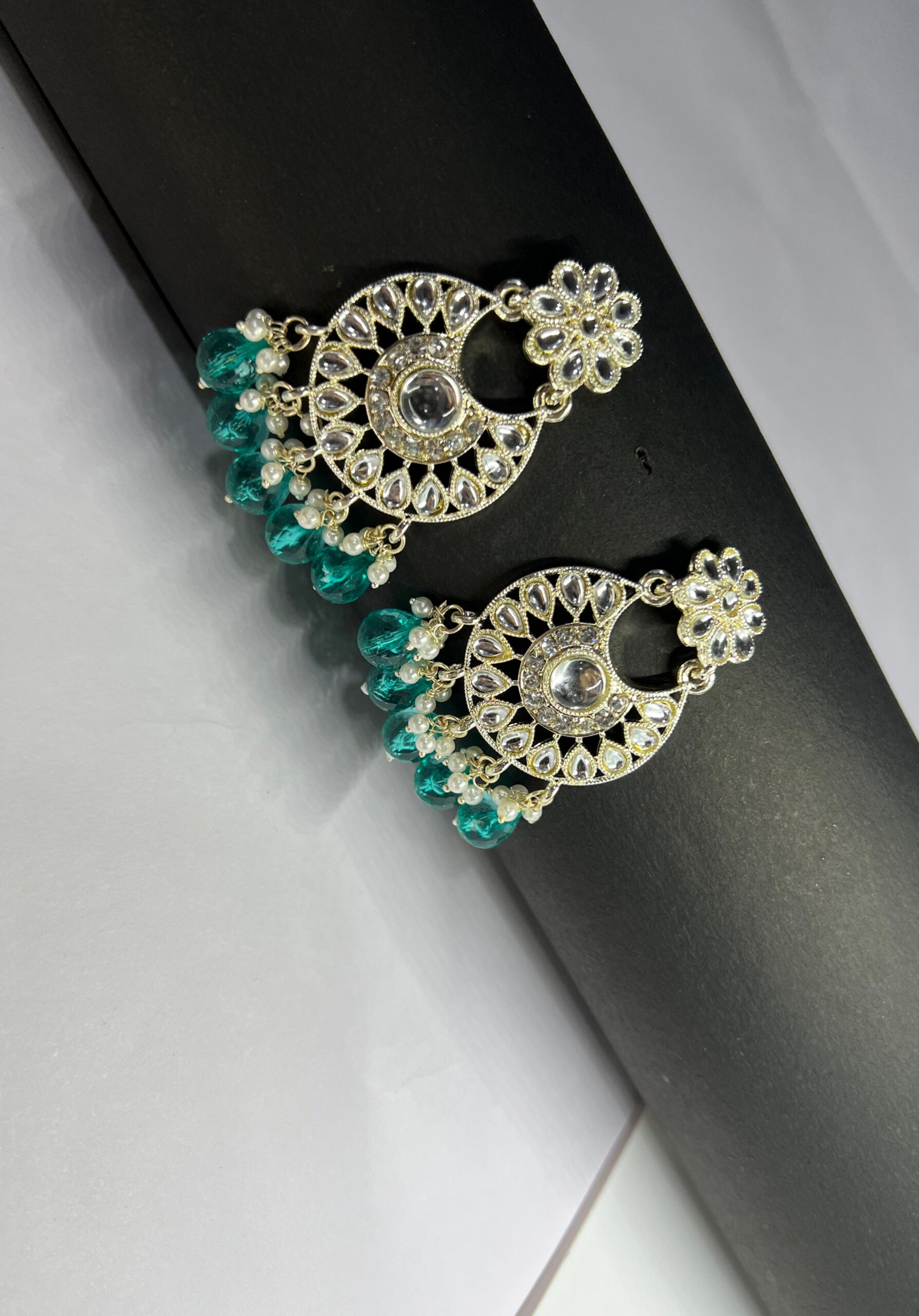 FANCY EARRING